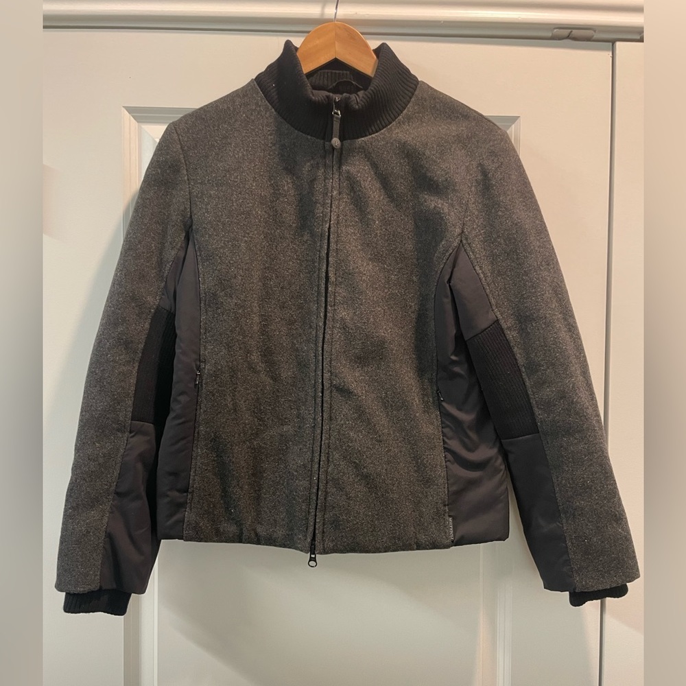 Like new Pendleton Jacket Black and Grey with removable hood
